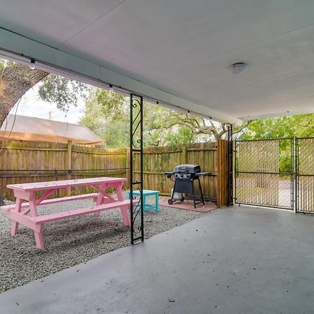 Pet-Friendly Gulfport Home Walkable Location! St. Petersburg Bagian luar foto