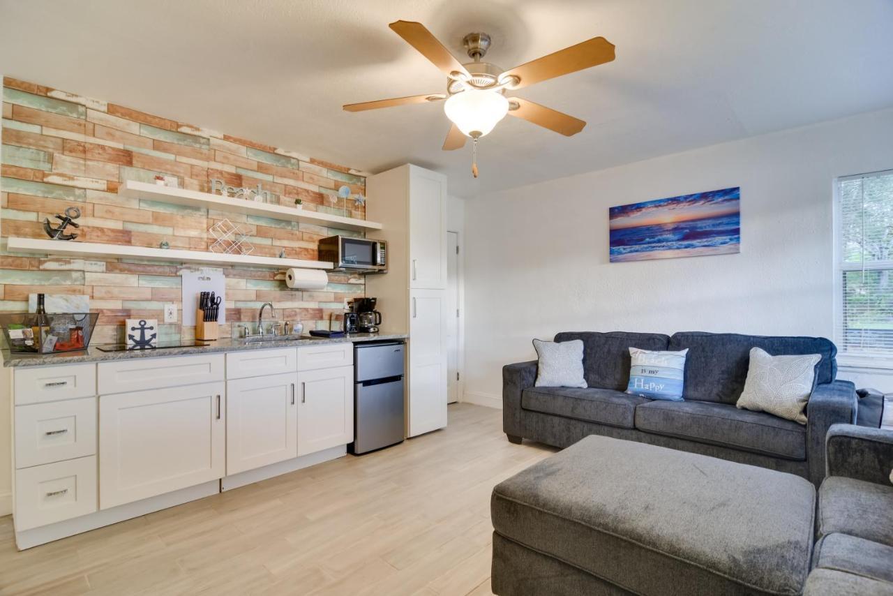 Pet-Friendly Gulfport Home Walkable Location! St. Petersburg Bagian luar foto
