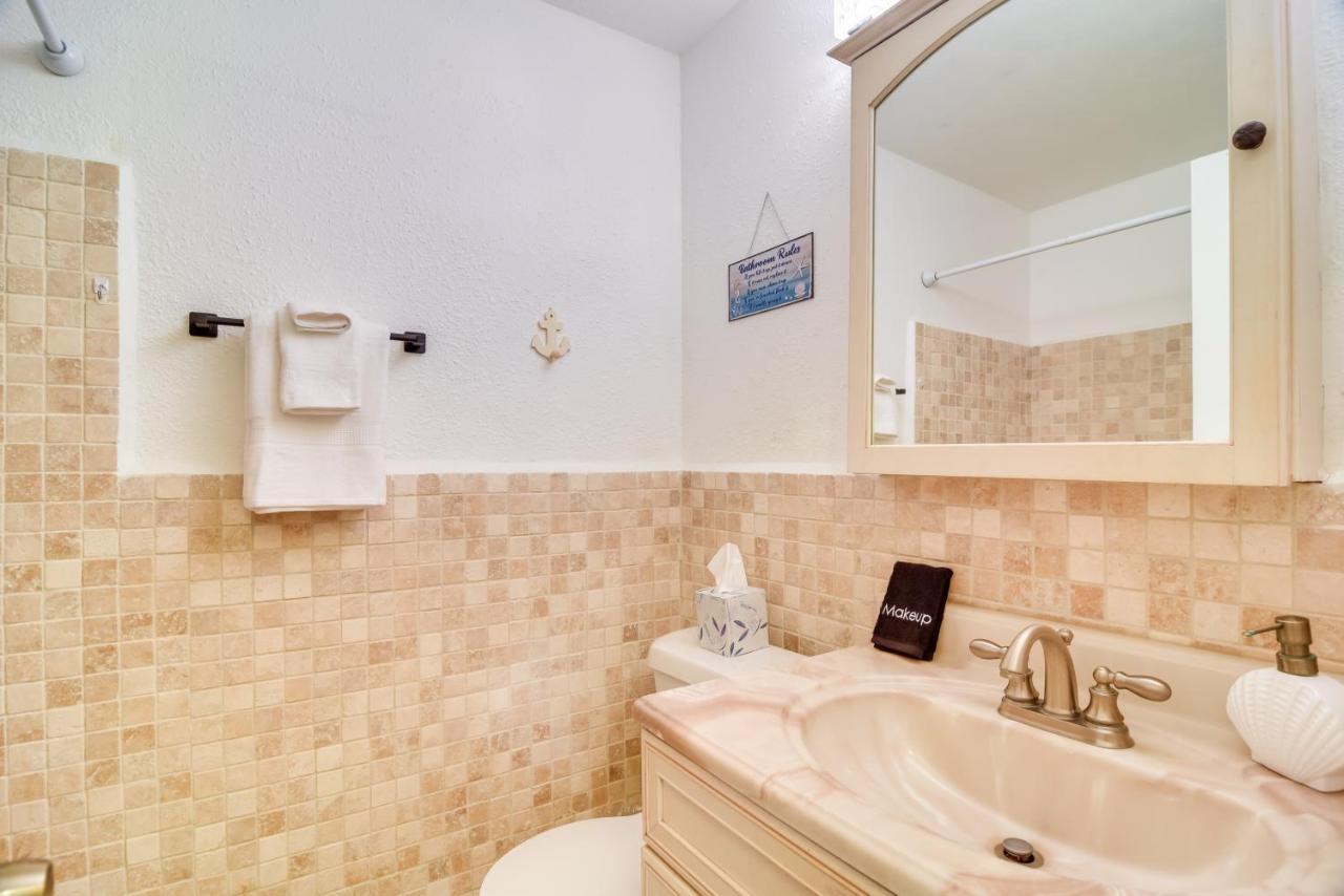 Pet-Friendly Gulfport Home Walkable Location! St. Petersburg Bagian luar foto